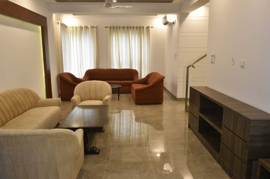 4BHK-03