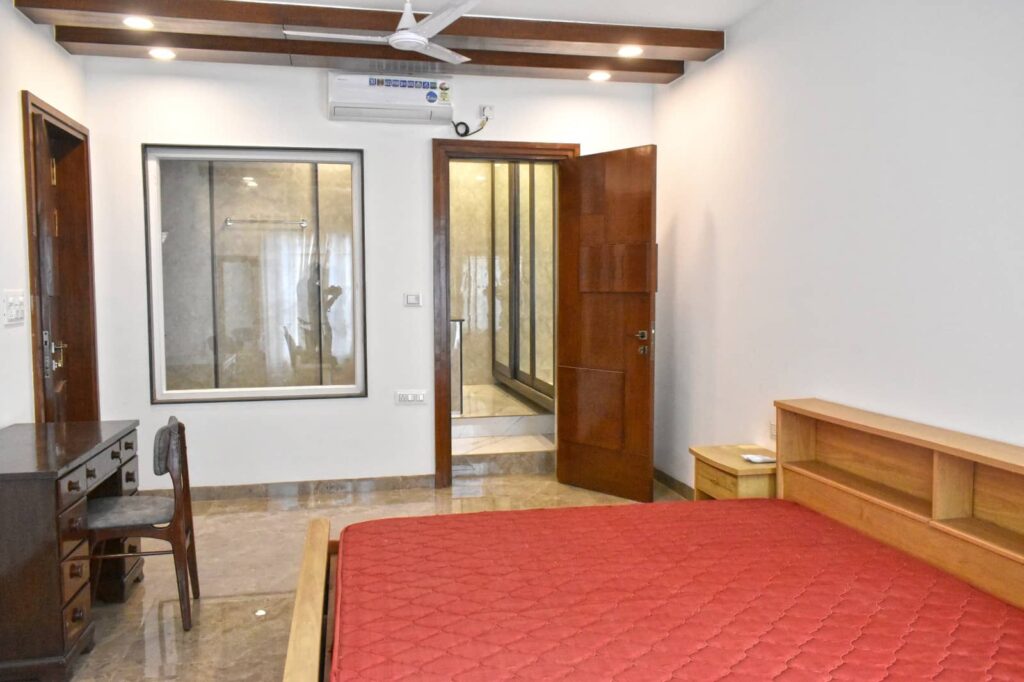 4BHK-08