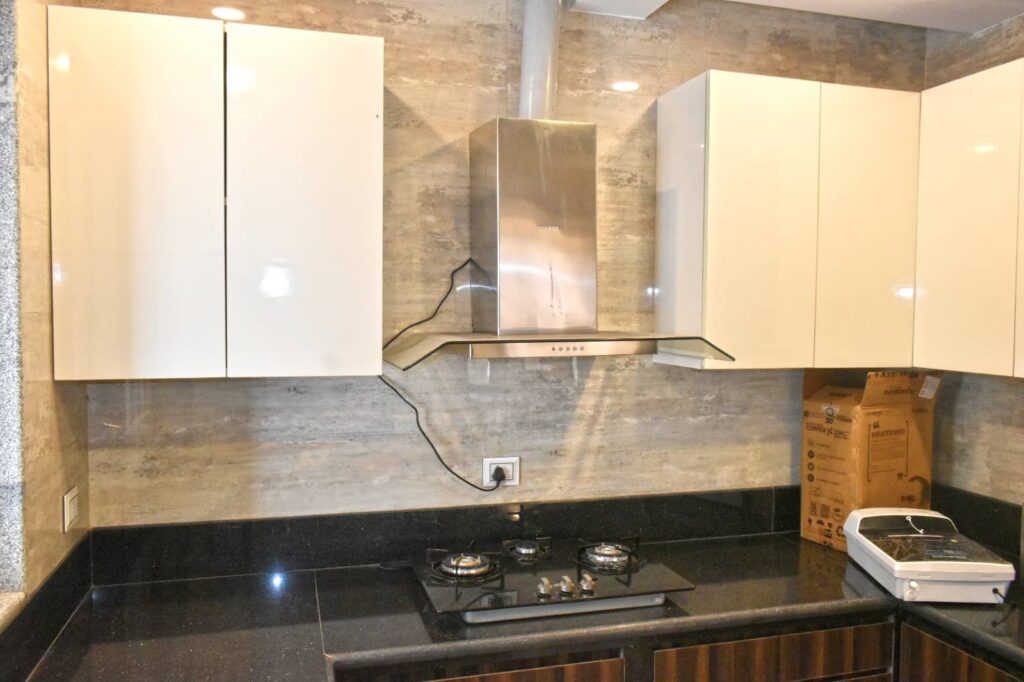 4BHK-17
