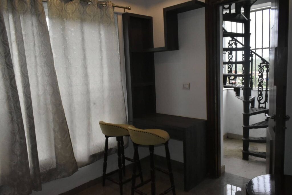 4BHK-20
